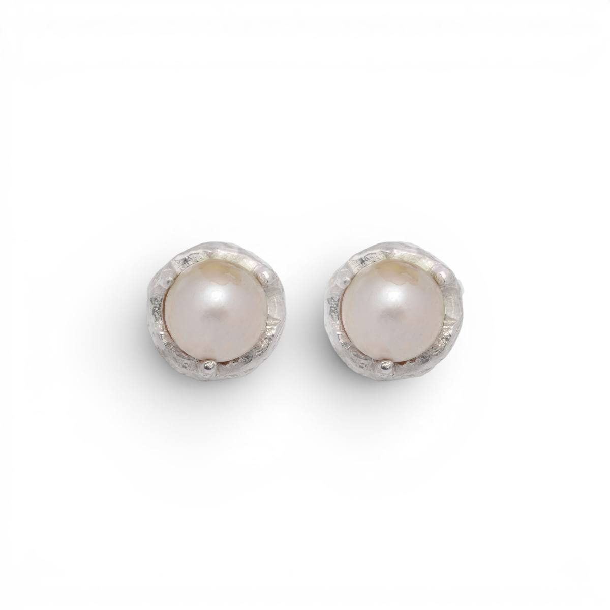 Solist Earring - Pearl